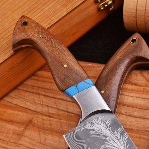 5 piece set with natural wood handle