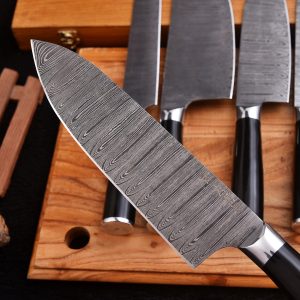 7 piece set with black resin handle