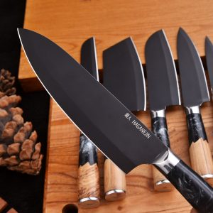 7 piece black set with wooden and black resin handle